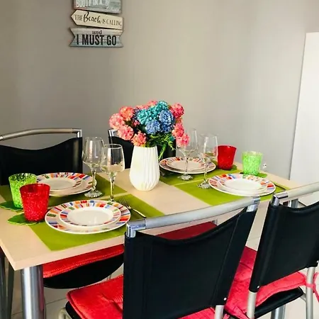 Olivia * Larnaca